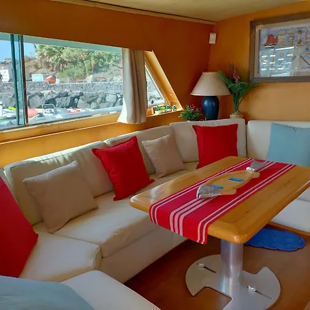 船上ホテル Boat Sirio *