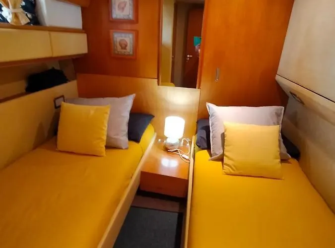 Boat Sirio Σαν Μιγκέλ ντε Αμπόνα