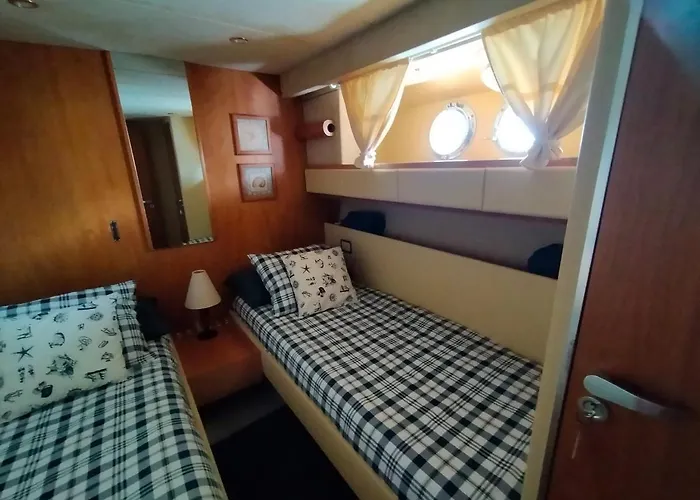 Boat Sirio Πλωτό κατάλυμα *