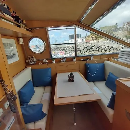 Boat Sirio סן מיגל דה אבונה
